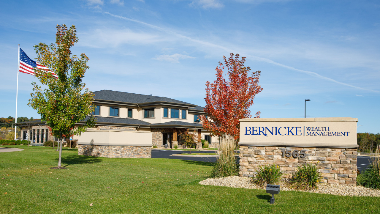 Bernicke Wealth Management - Eau Claire Office - Sign